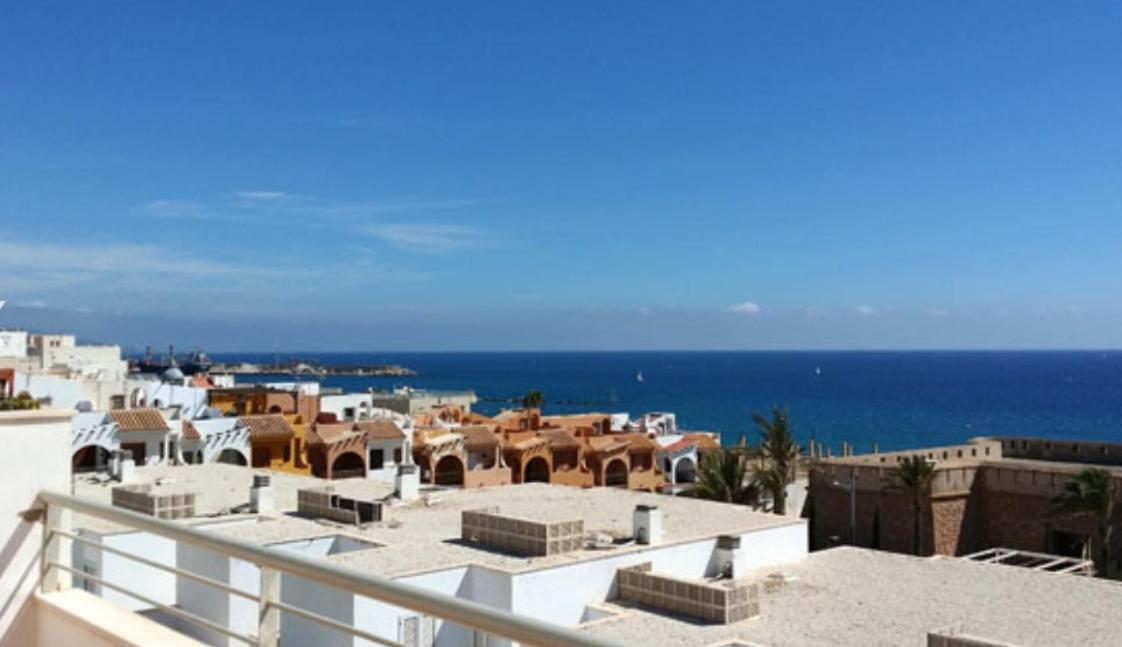 Atico En Primera Linea De Playa Faro Apartman Garrucha Kültér fotó