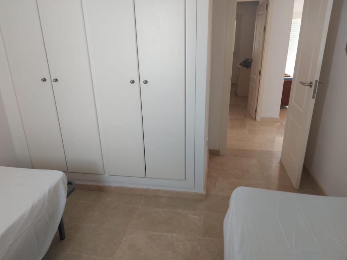 Atico En Primera Linea De Playa Faro Apartman Garrucha Kültér fotó